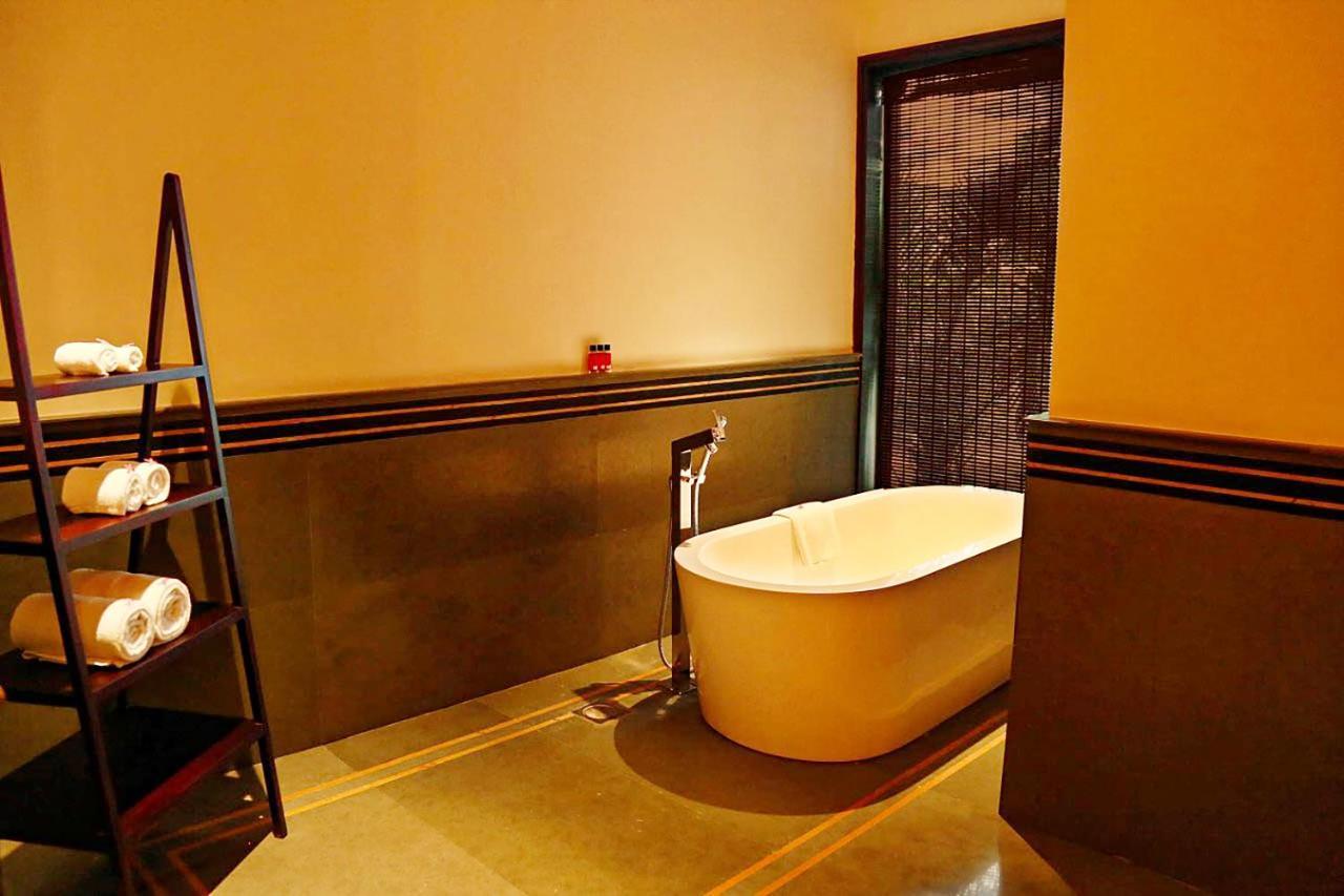 Niraamaya Wellness Retreats Backwaters And Beyond Kumarakom Exterior photo