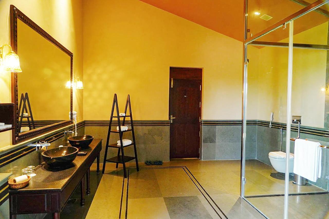Niraamaya Wellness Retreats Backwaters And Beyond Kumarakom Exterior photo