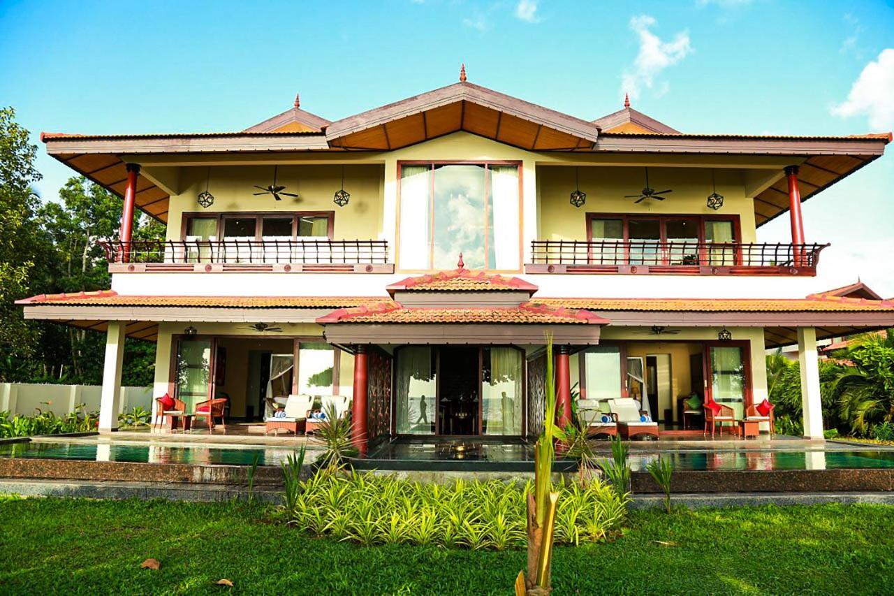 Niraamaya Wellness Retreats Backwaters And Beyond Kumarakom Exterior photo