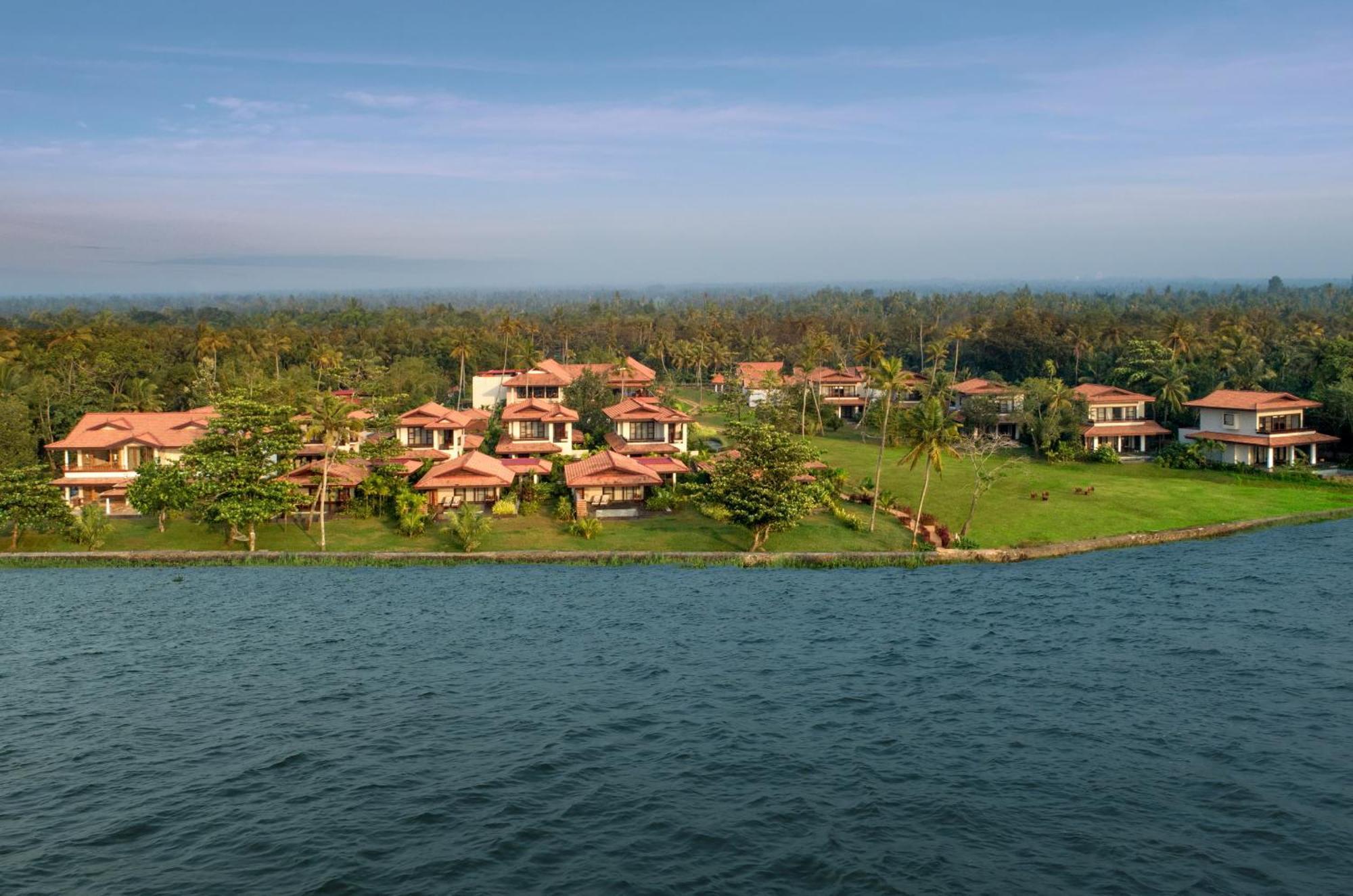 Niraamaya Wellness Retreats Backwaters And Beyond Kumarakom Exterior photo