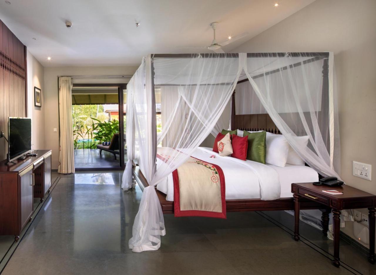 Niraamaya Wellness Retreats Backwaters And Beyond Kumarakom Exterior photo
